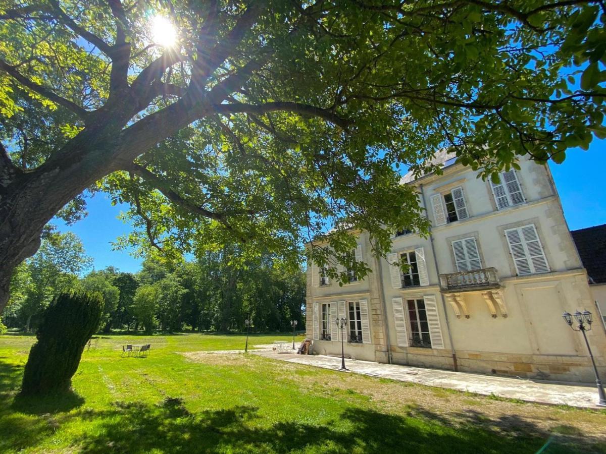 Chateau De Courmelois Champagne Guest House Val de Vesle Bagian luar foto