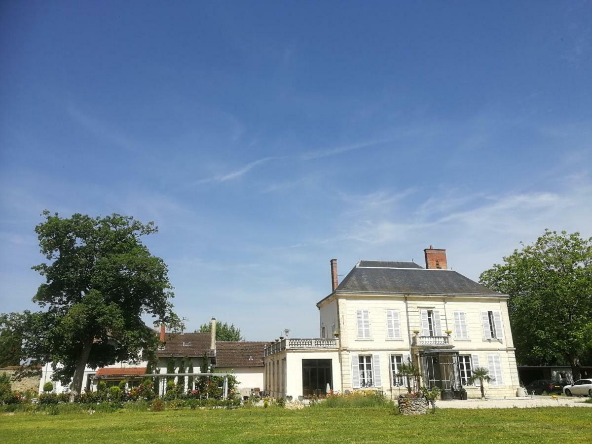 Chateau De Courmelois Champagne Guest House Val de Vesle Bagian luar foto